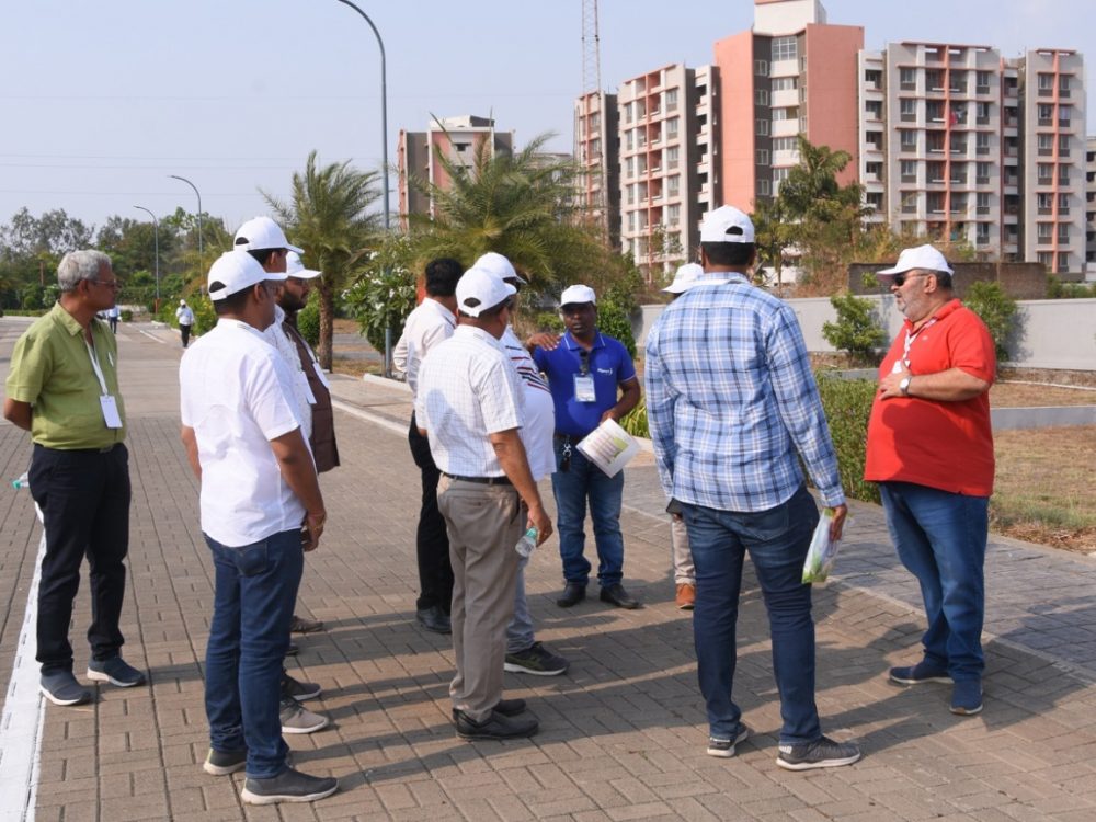 tour of the na plotting project to credai members